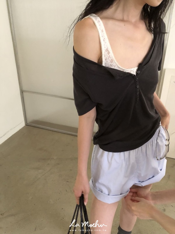 排扣假兩件微透上衣